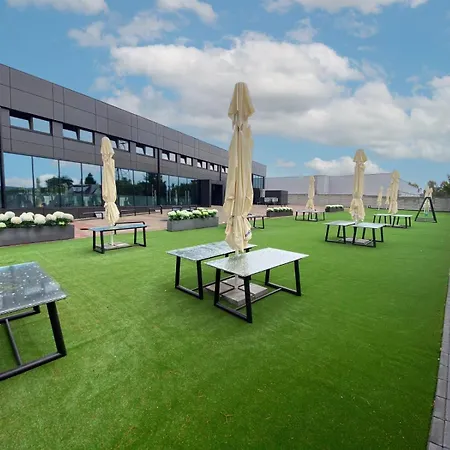 Golden Lion House Hotel