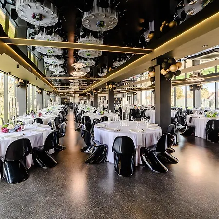 Hotel Golden Lion House *