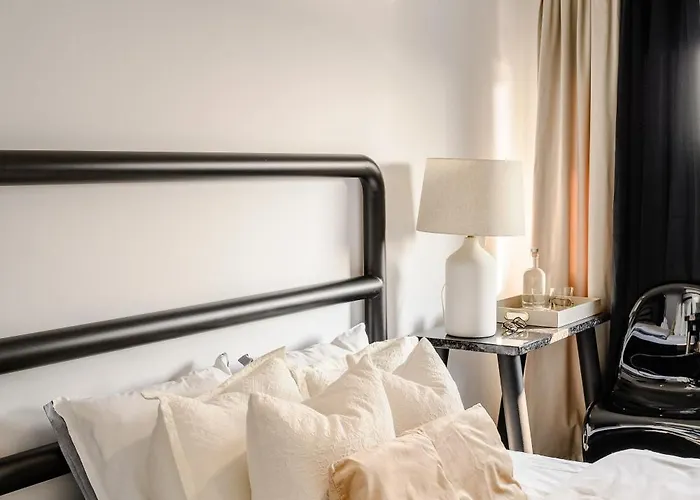 Golden Lion House Szálloda Rumia