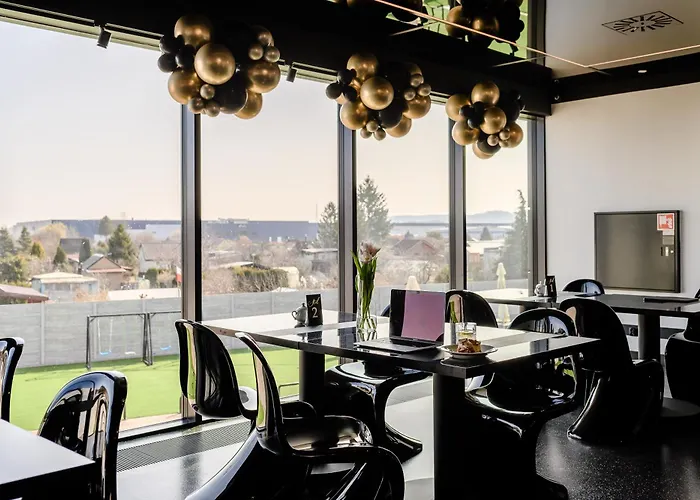 Golden Lion House Szálloda Rumia