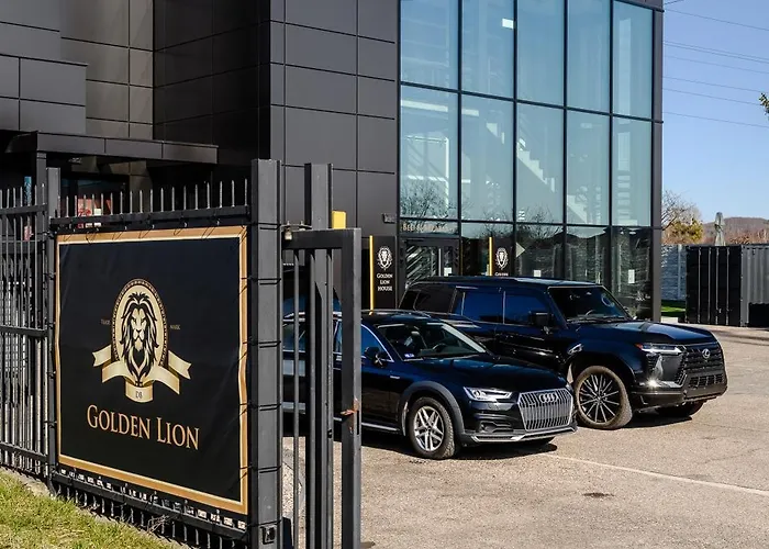 Golden Lion House * Rumia